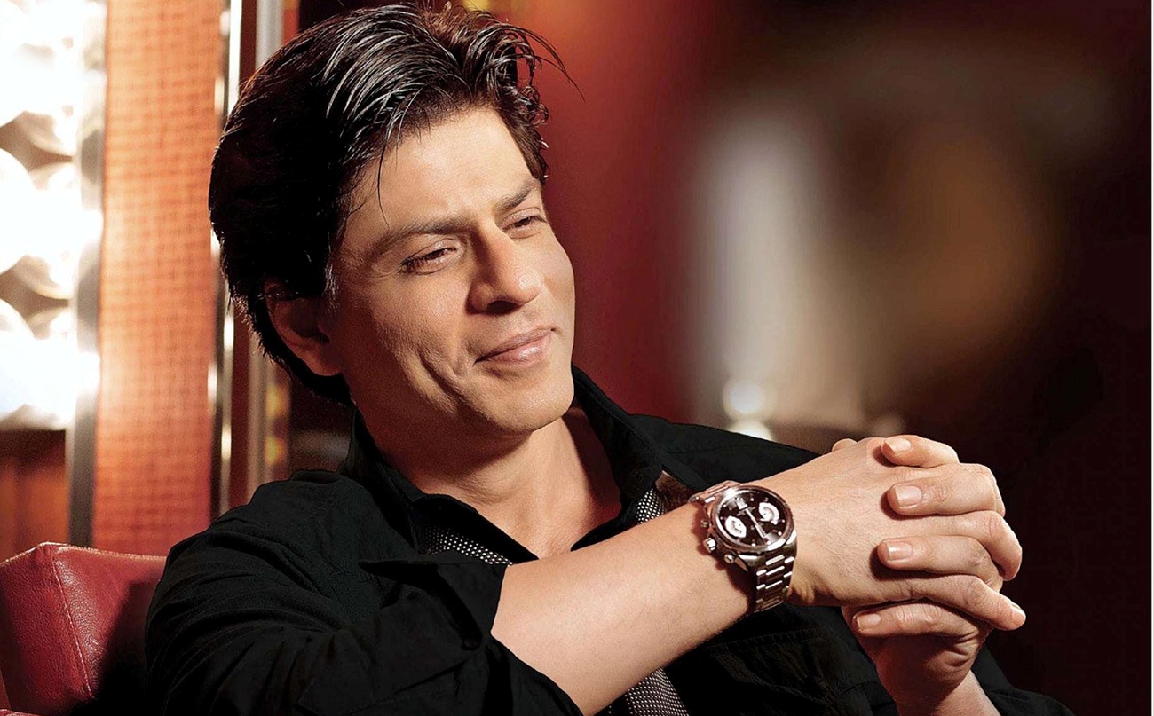 SRK Ticked-Off with Posers on Security Cover