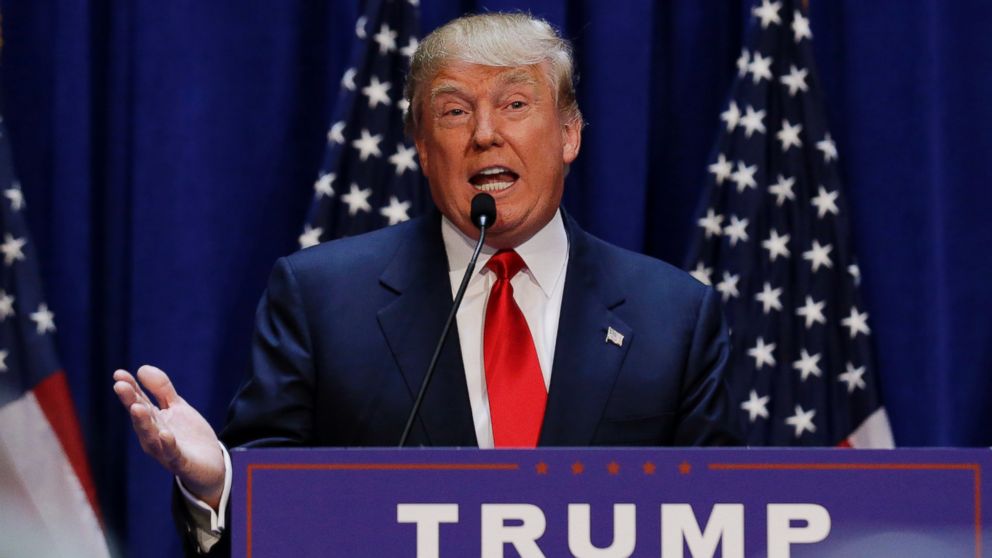 57 Percent in US Opposed Trump's Proposal to Ban Muslims