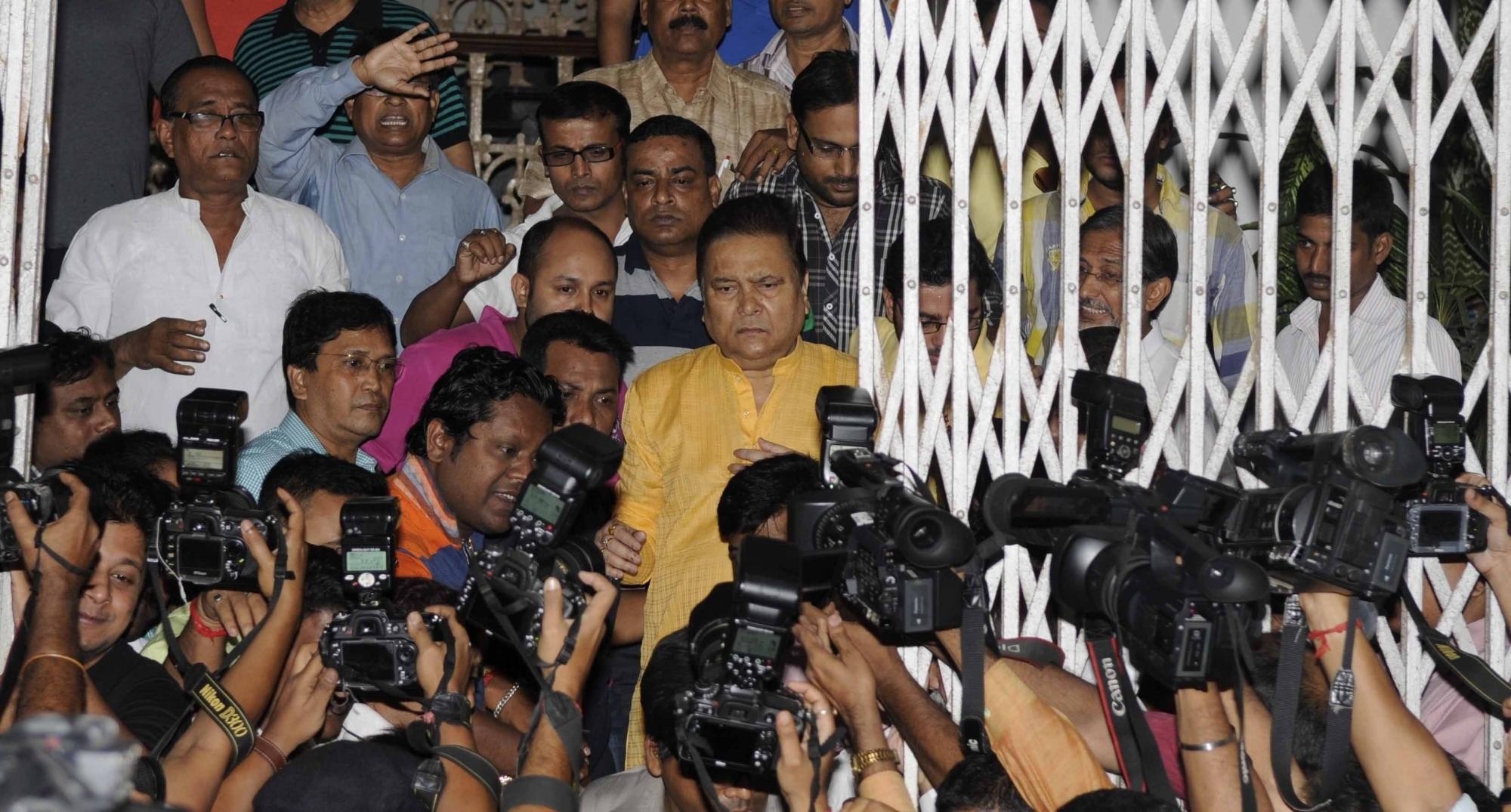 Mamata's development record akin to Tendulkar's: jailed Trinamool MLA