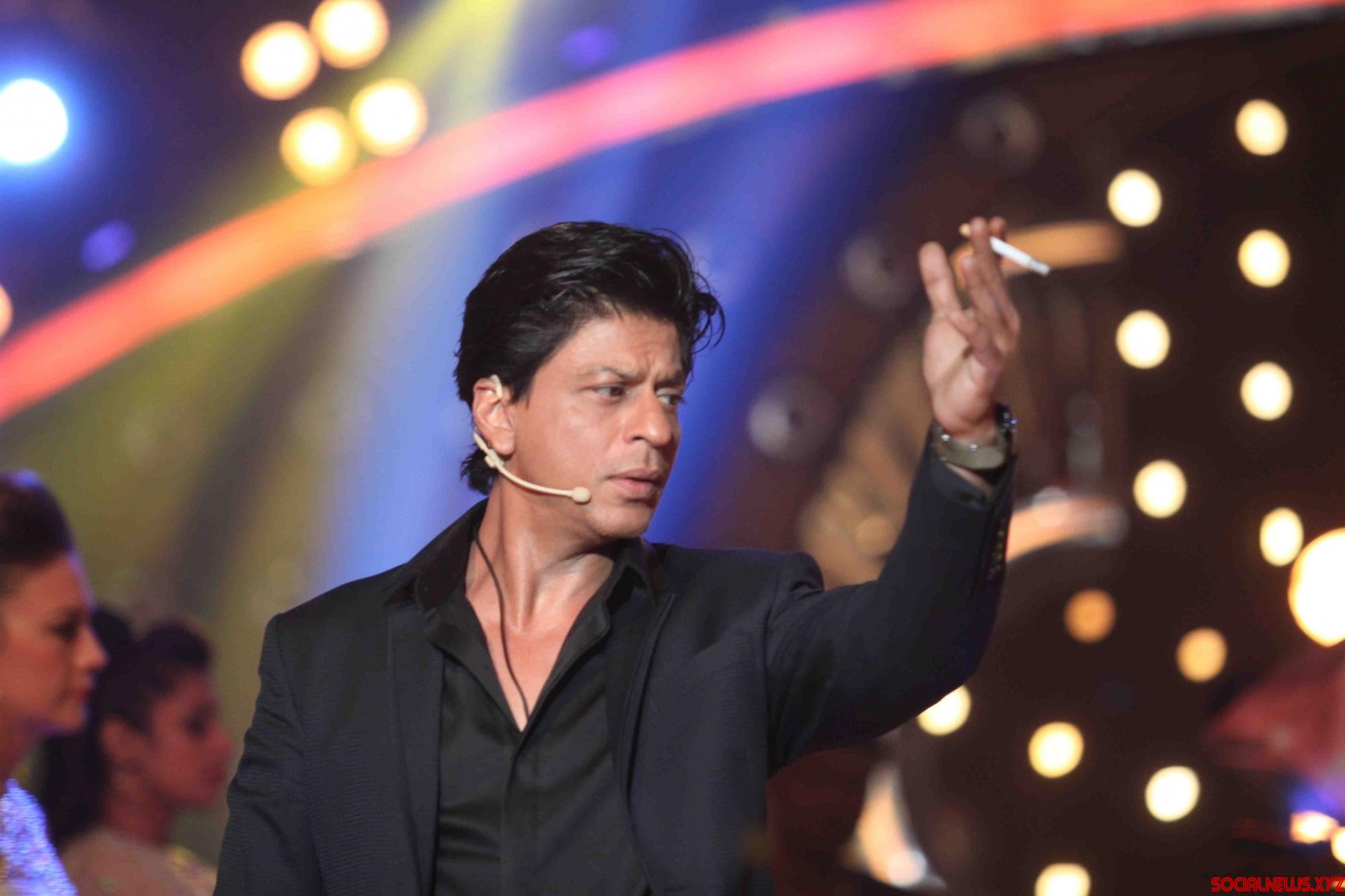 Leave Me out Of Incredible India Ambassador Debate: SRK