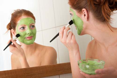 Overuse of beauty creams causes acne, damages skin: Expert
