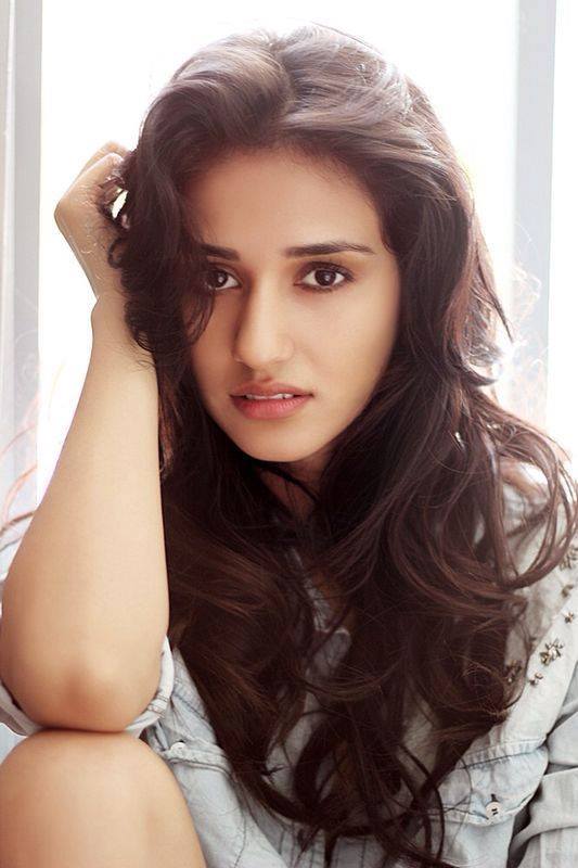 Telugu Movie 'Loafer' Heroine Disha Patani Interview