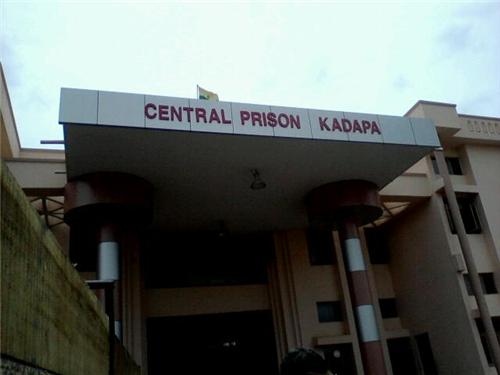 Four Prisoners Escape from Kadapa Central Jail in Ap