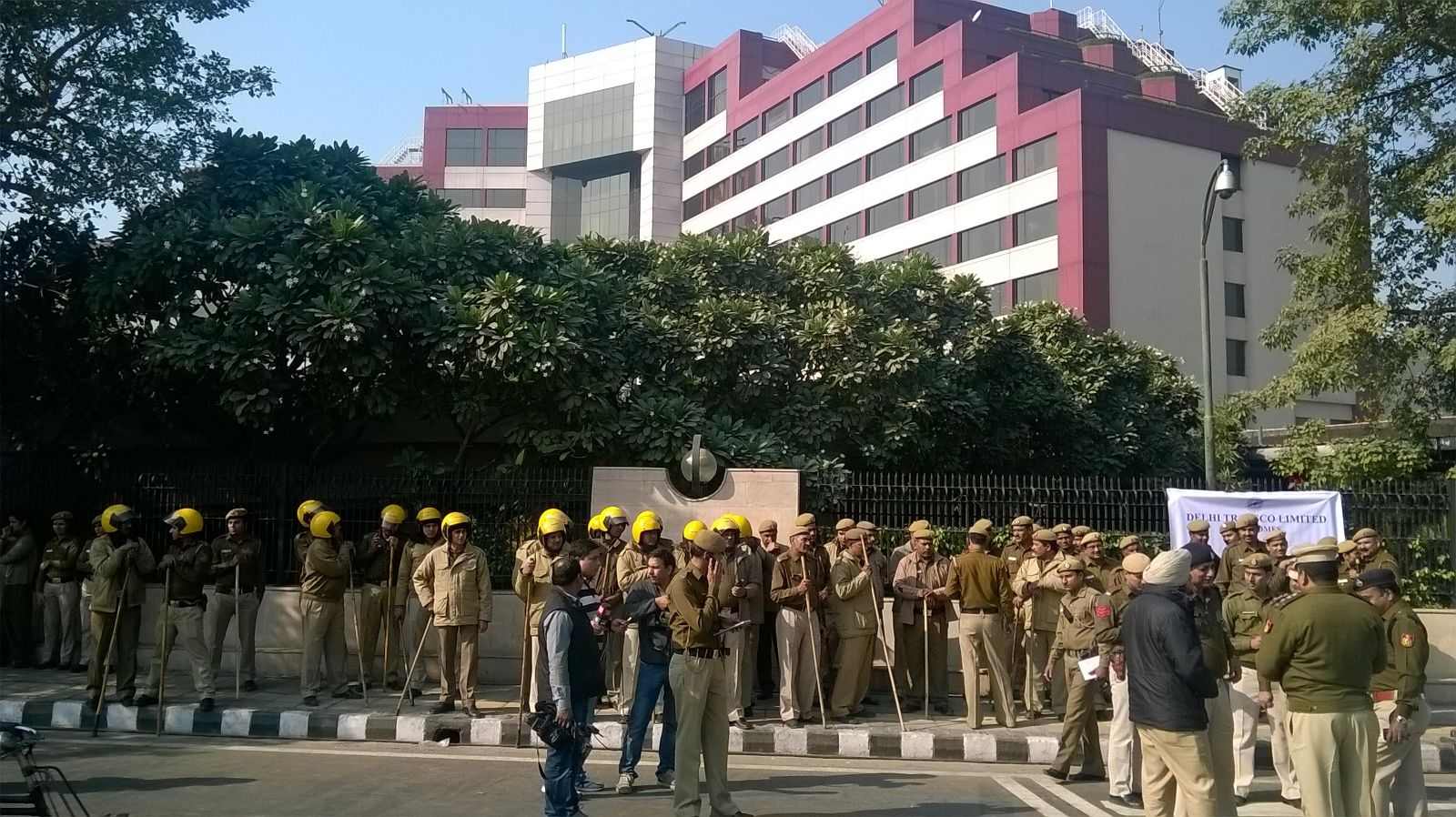 Court Asks CBI to Release Documents to Delhi Government