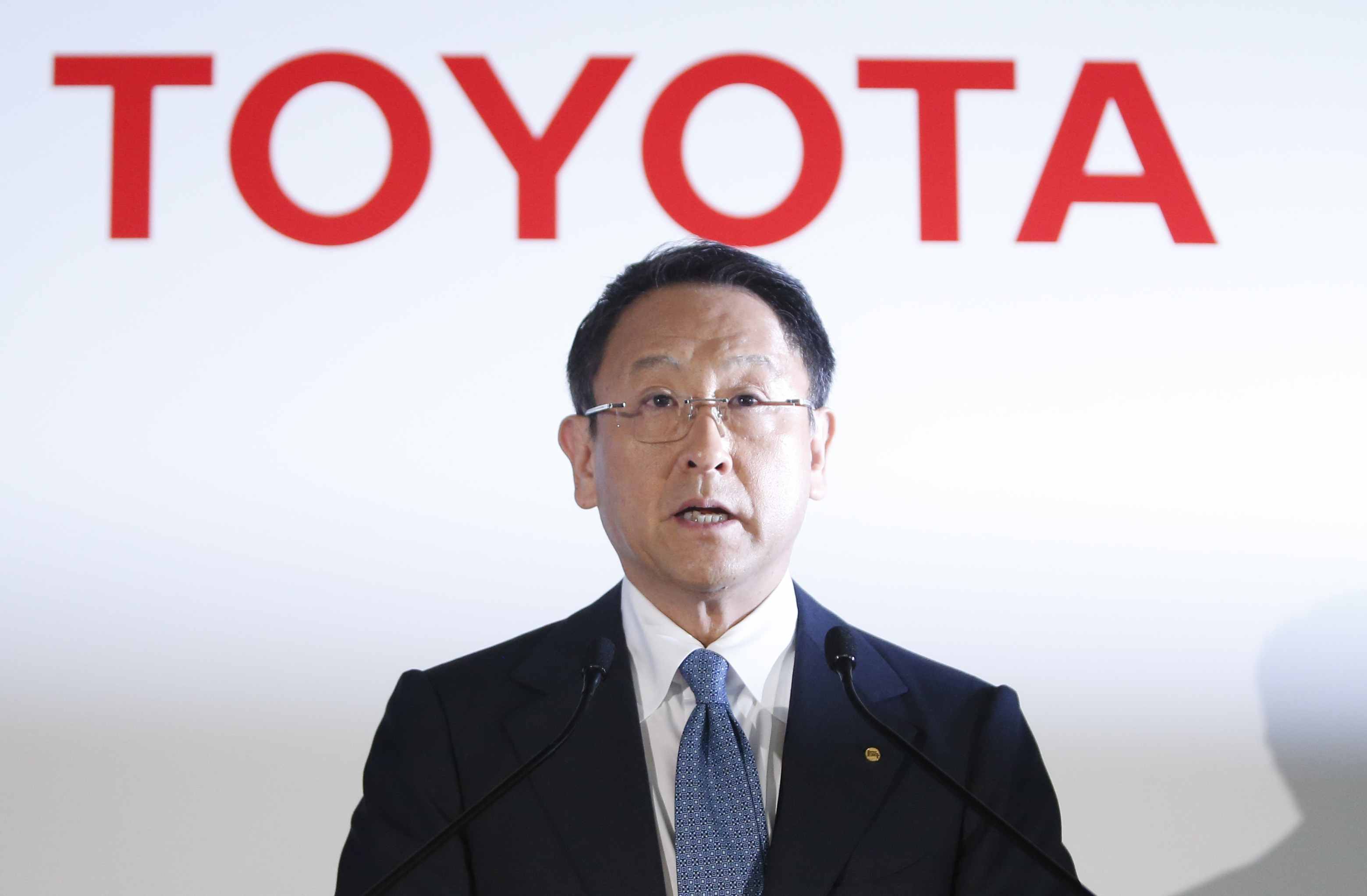 Toyota Remains World's Top-Selling Automaker in 2015