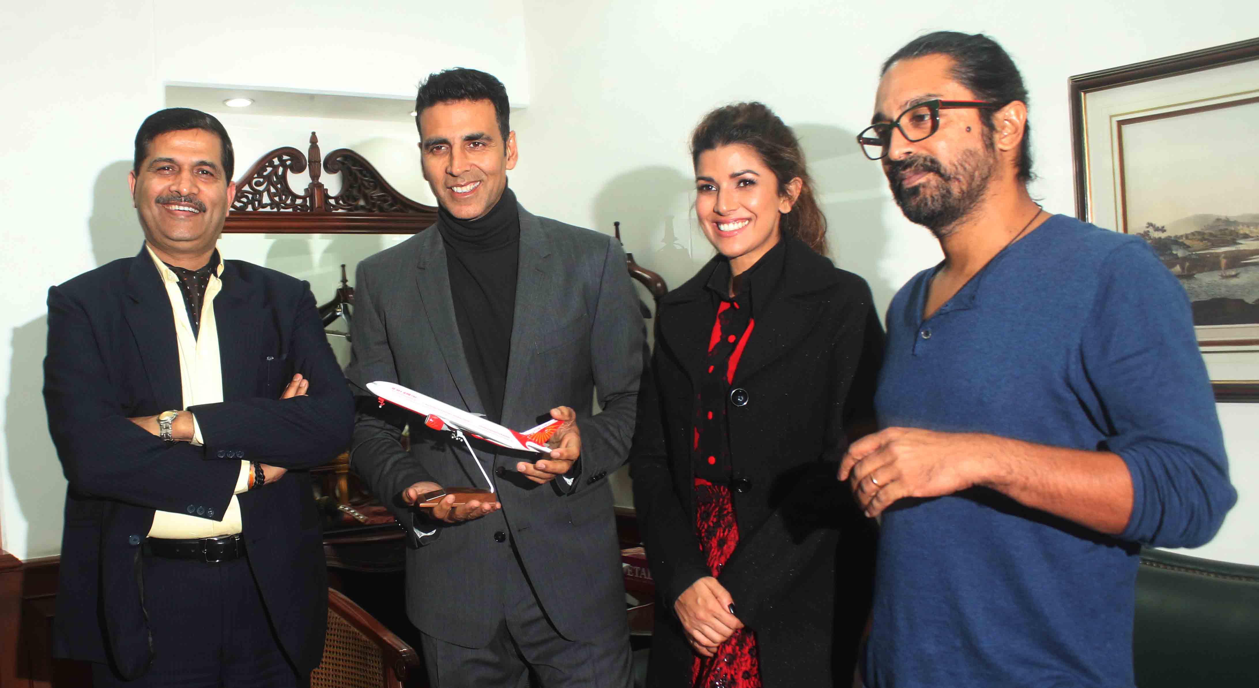 Akshay Kumar Pays Ode to India's Unsung Heroes