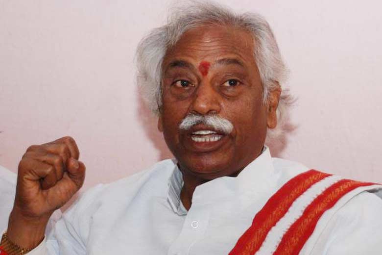Dattatreya Denies Influencing Hyderabad Varsity Decision