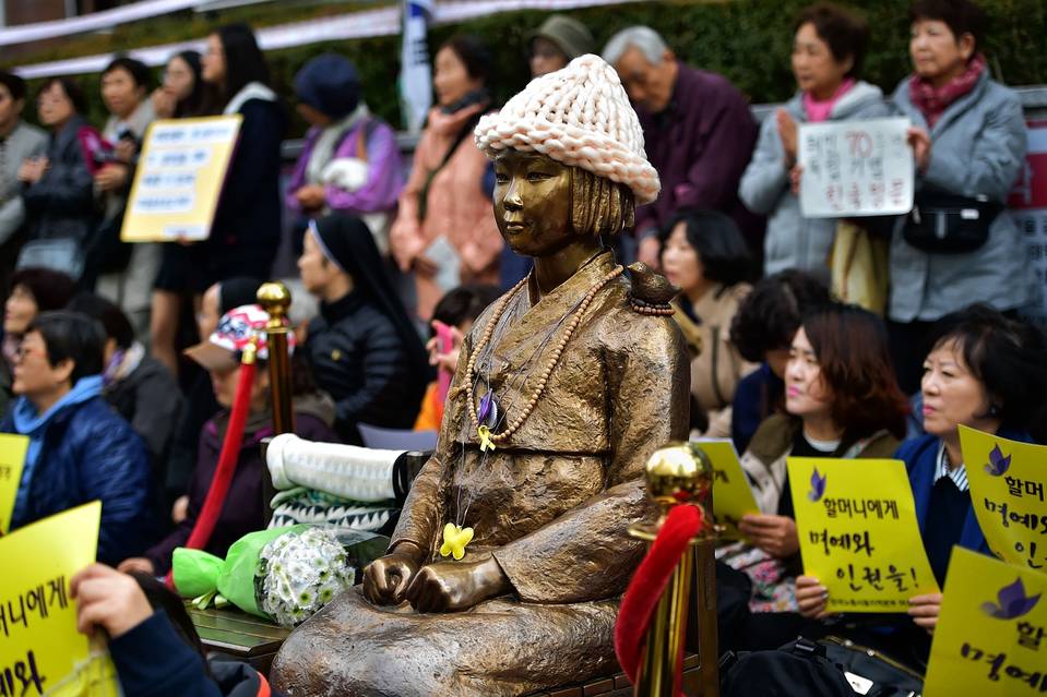 Rallies in South Korea Against 'Comfort Women' Deal