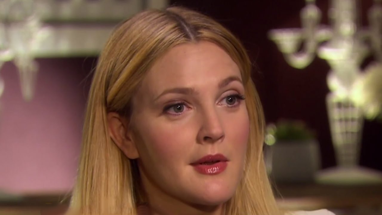 Drew Barrymore Plans to Extend Beauty Line