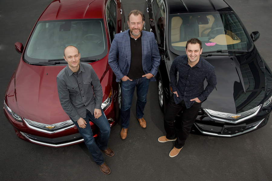 GM Invests in Lyft to Work on Driverless Ride