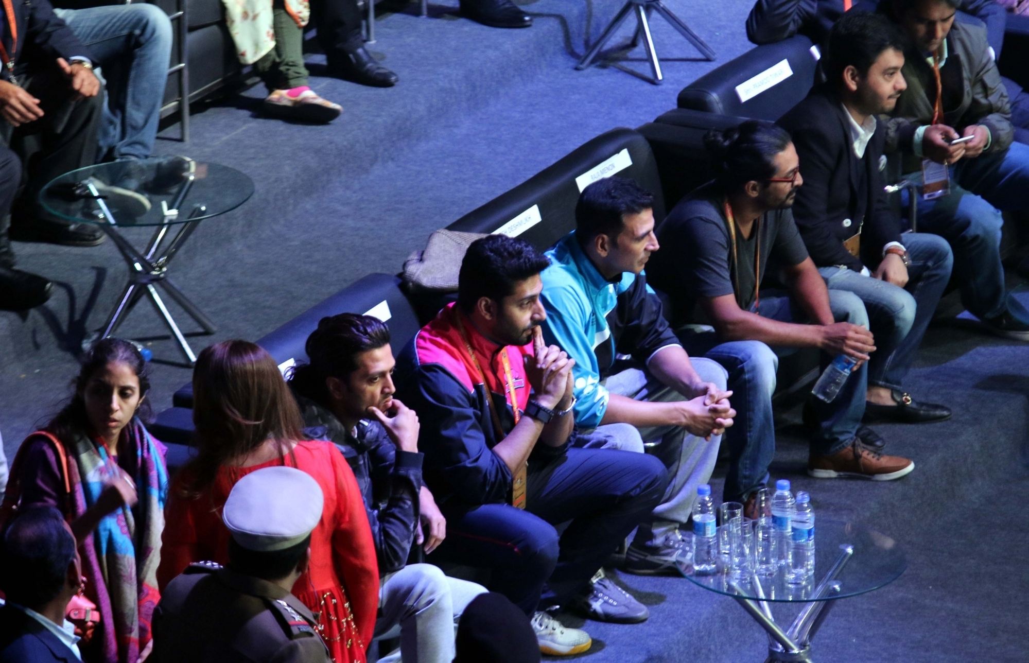 Akshay, Abhishek, Riteish Entertain Badminton Fans