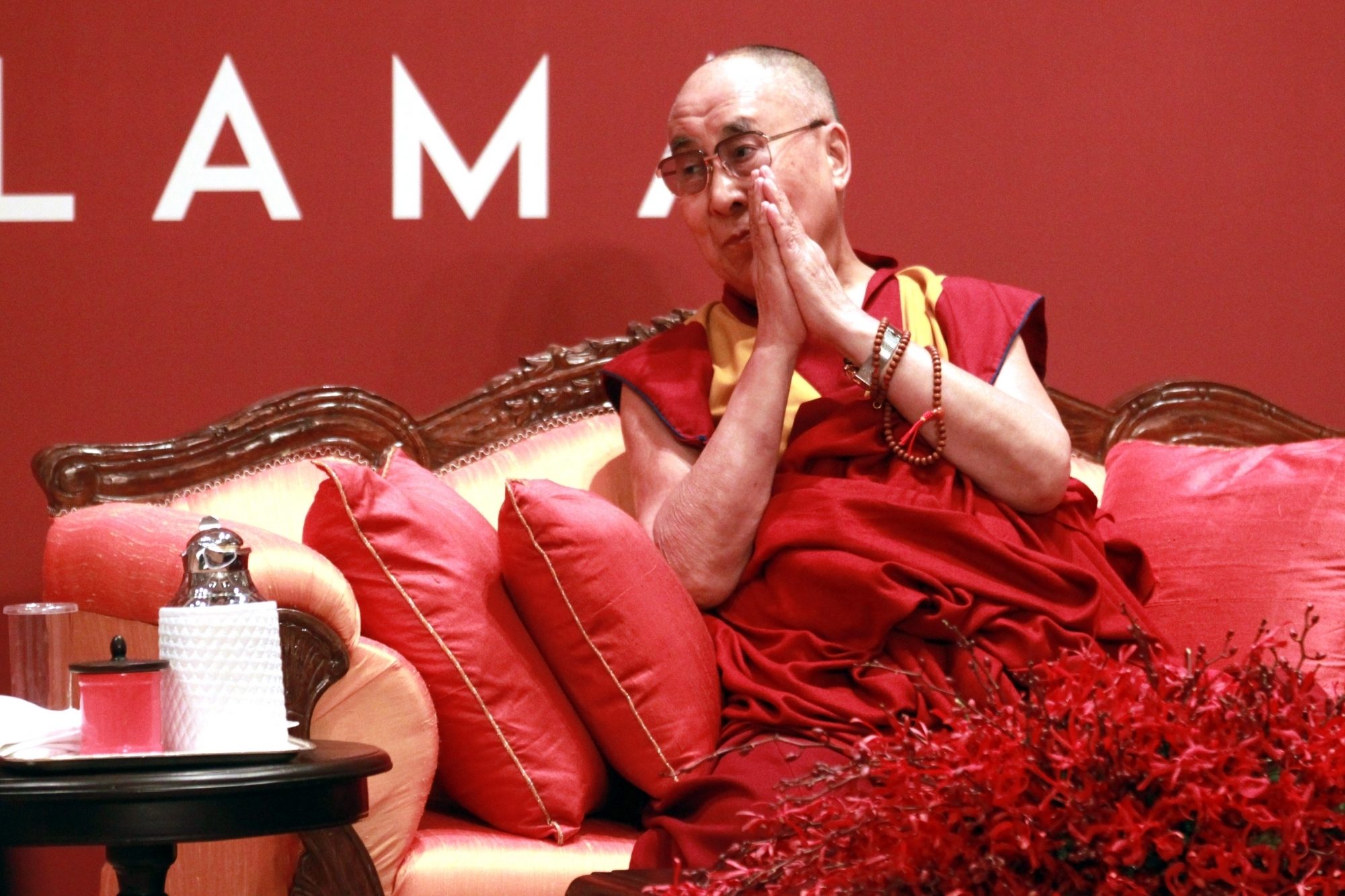 Dalai Lama to Undergo Prostate Treatment in US
