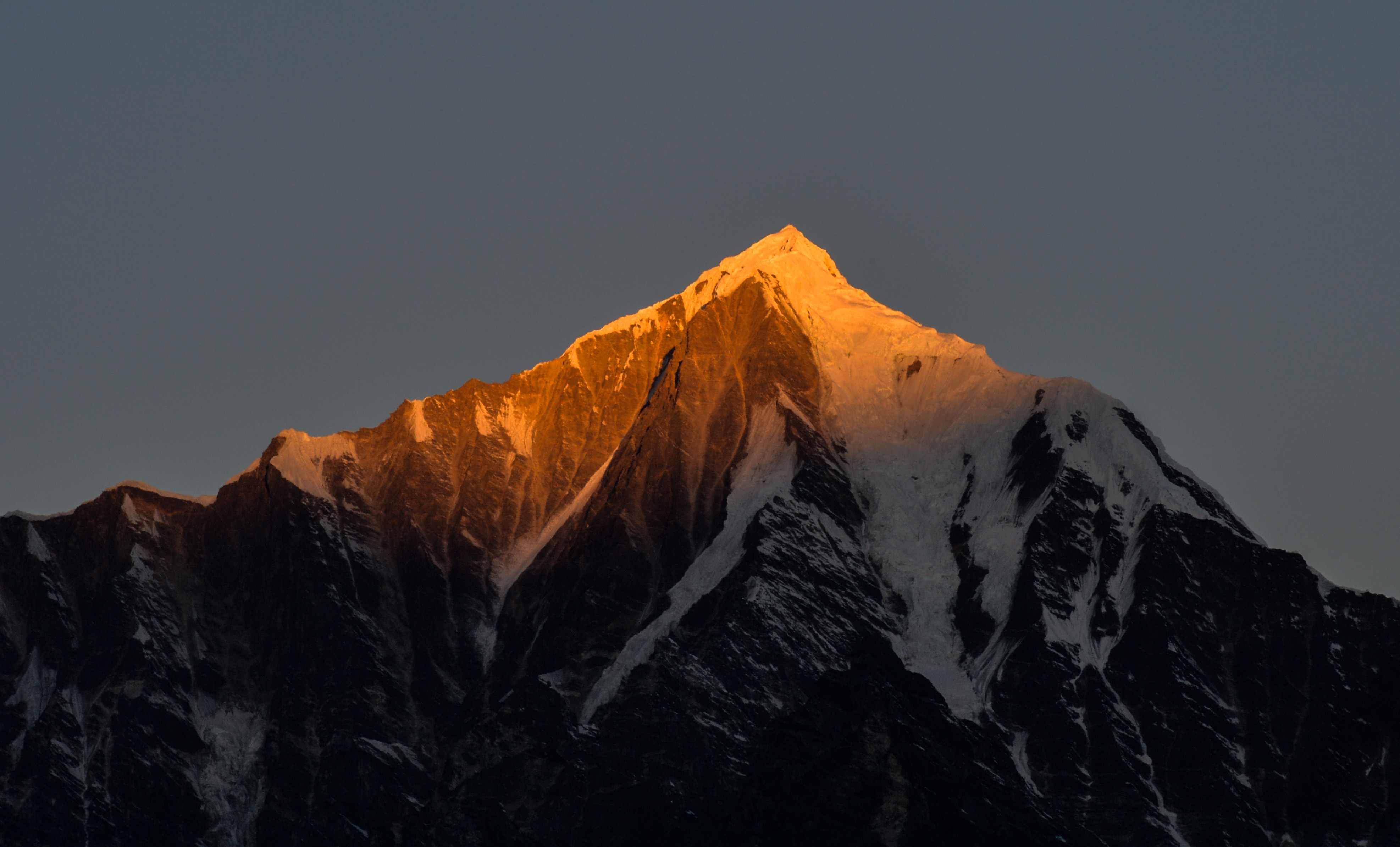 Tibet Gets Record Number Of Tourists
