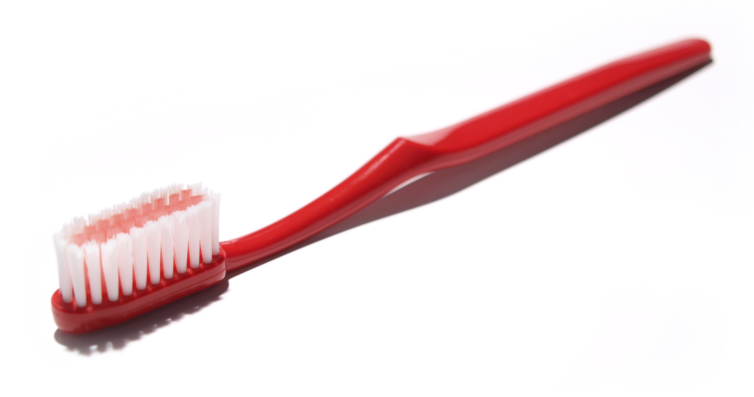 Brush Your Teeth Twice a Day and Revitalise Your Heart (Health Feature)