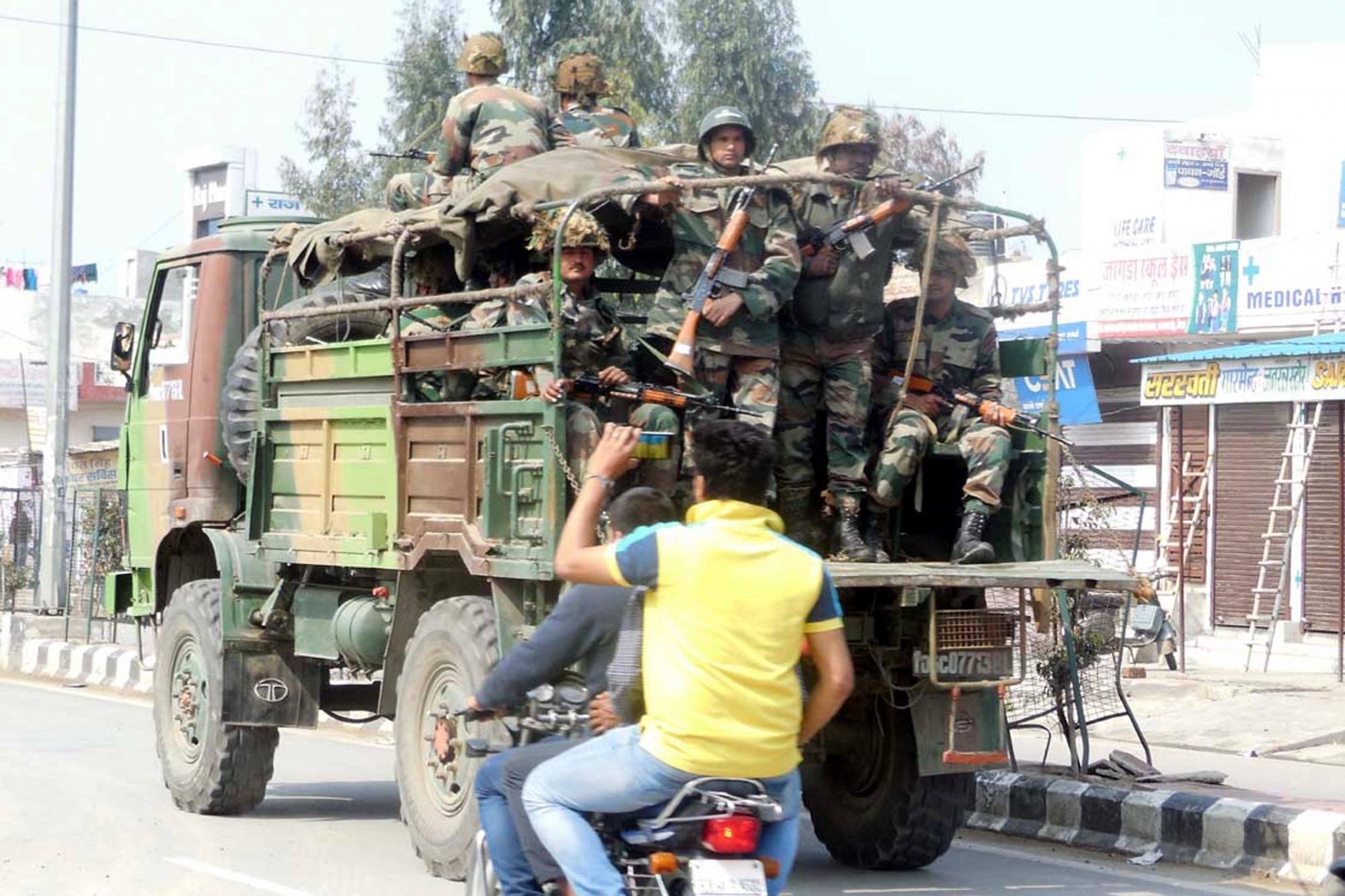 Now, Jats block roads, burn bus in Rajasthan's Bharatpur