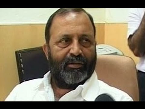 BJP MP backs Patel stir, wants quota like Jats