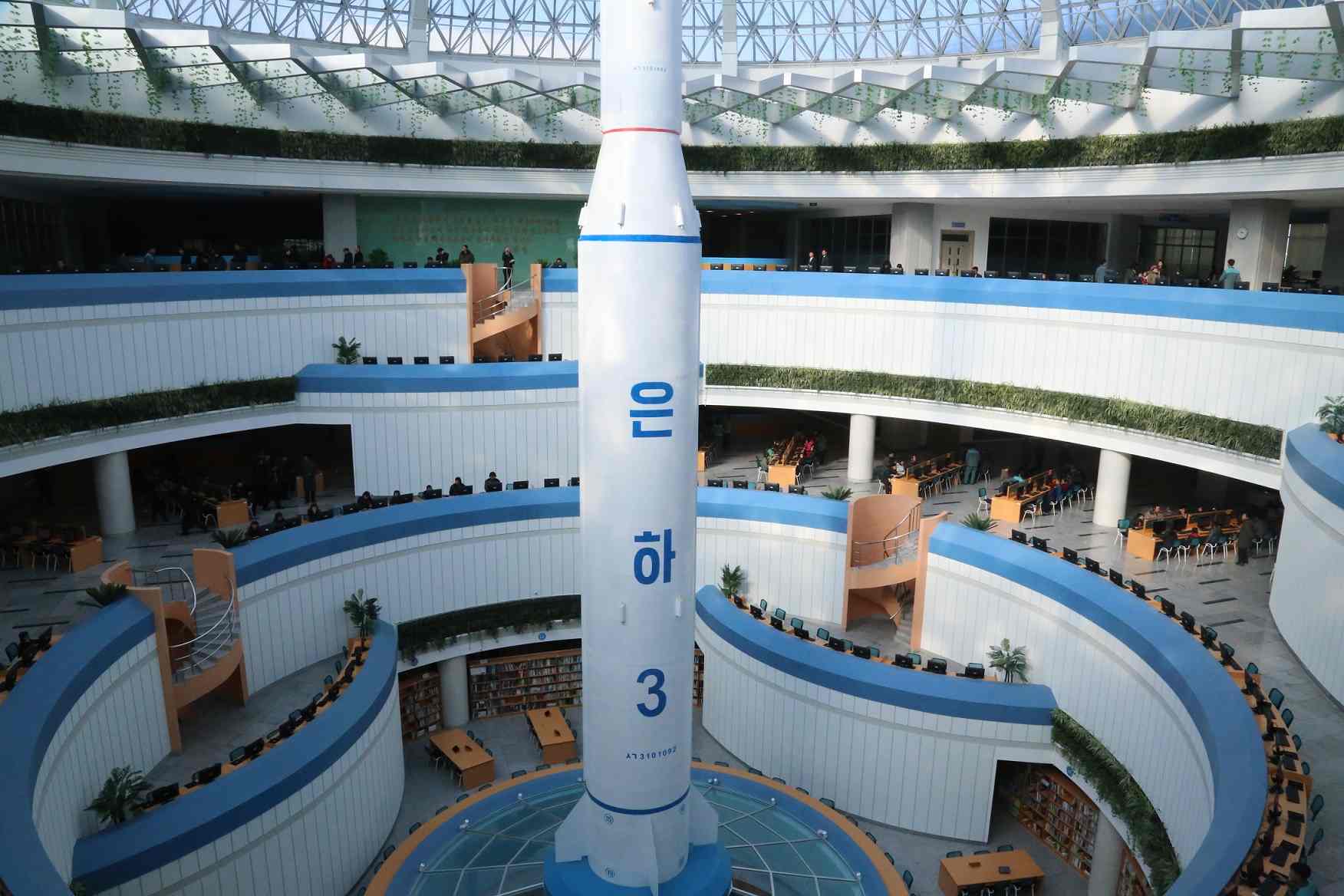 Fuel Tankers Arrive at in Pyongyang's Rocket Launch Pad