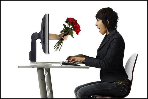 Women Don't Make First Move when It Comes to Online Dating
