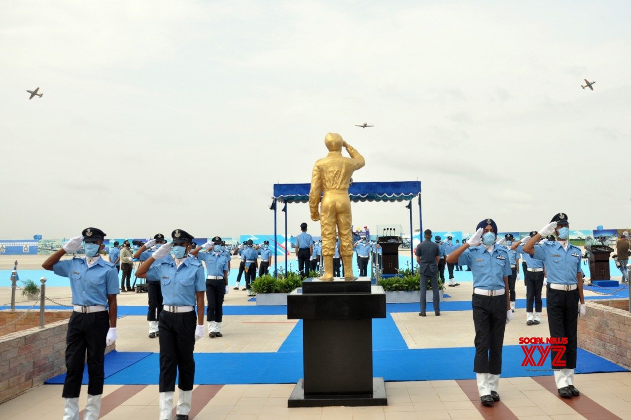 Defence Minister to review parade at Air Force Academy Defence Minister to review parade at Air Force Academy