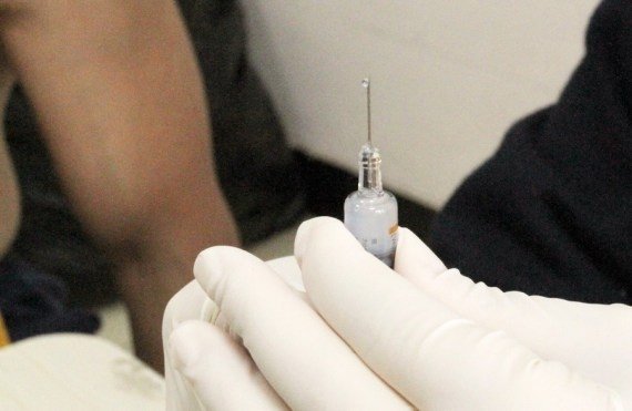 Maha parties demand free Covid vax for poor Maha parties demand free Covid vax for poor