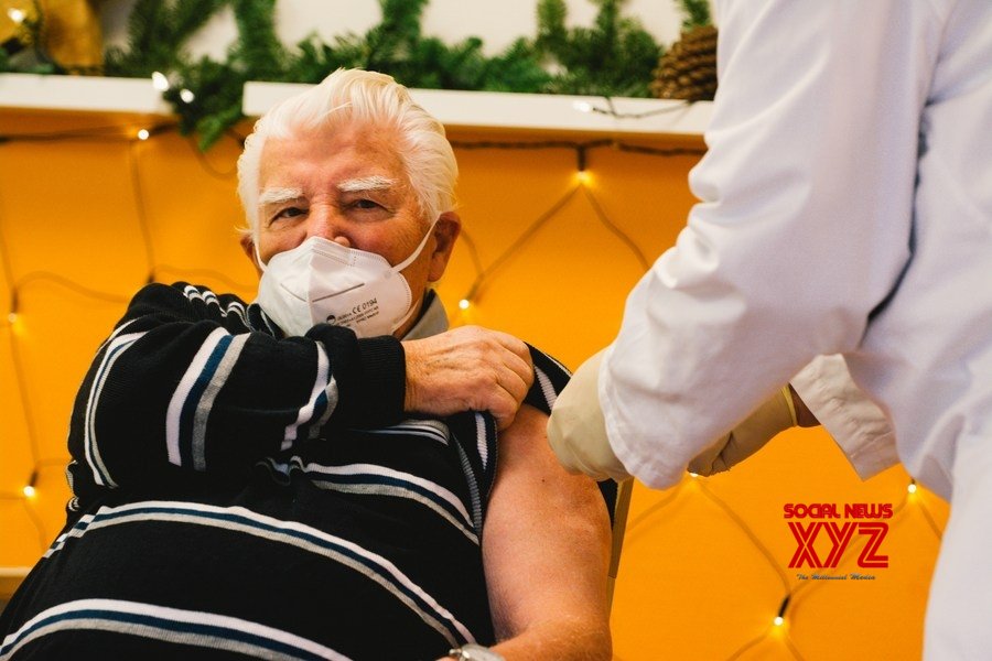 Retailers in Germany call on public to get Covid-19 vaccination Retailers in Germany call on public to get Covid-19 vaccination