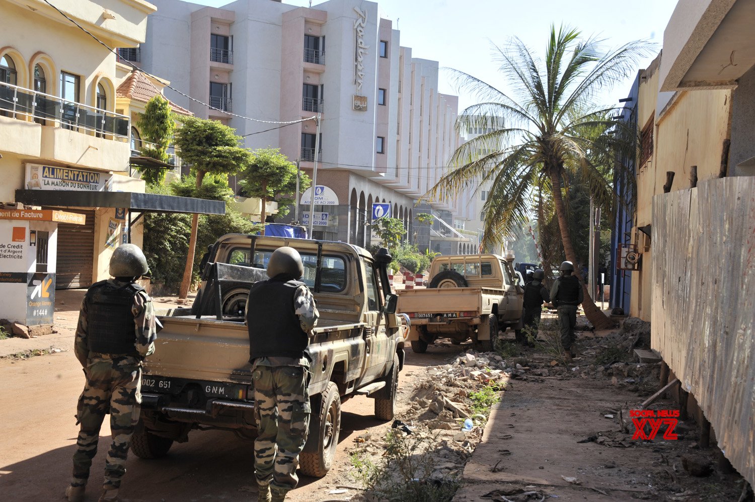 Malian army helicopter crashes in Bamako's residential area Malian army helicopter crashes in Bamako's residential area