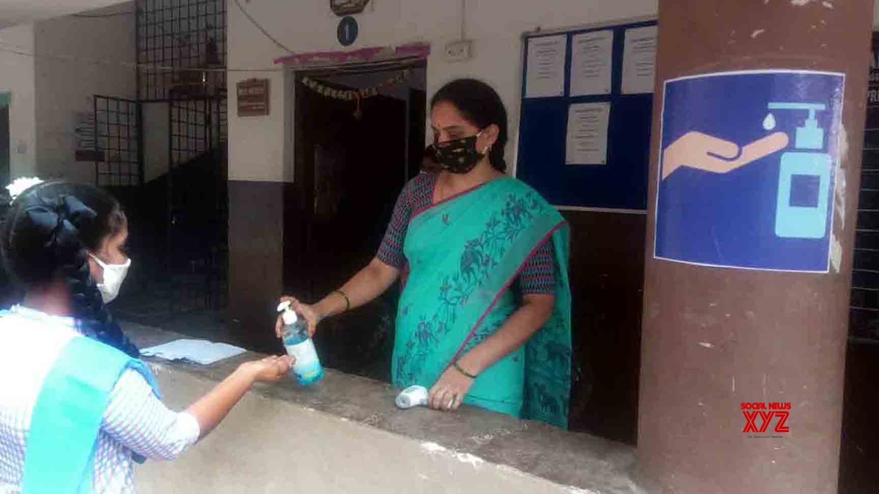 57 school students test Covid positive at Tirumala 57 school students test Covid positive at Tirumala