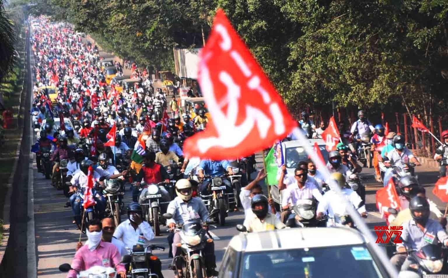 TRS backs protest against Vizag Steel privatisation TRS backs protest against Vizag Steel privatisation