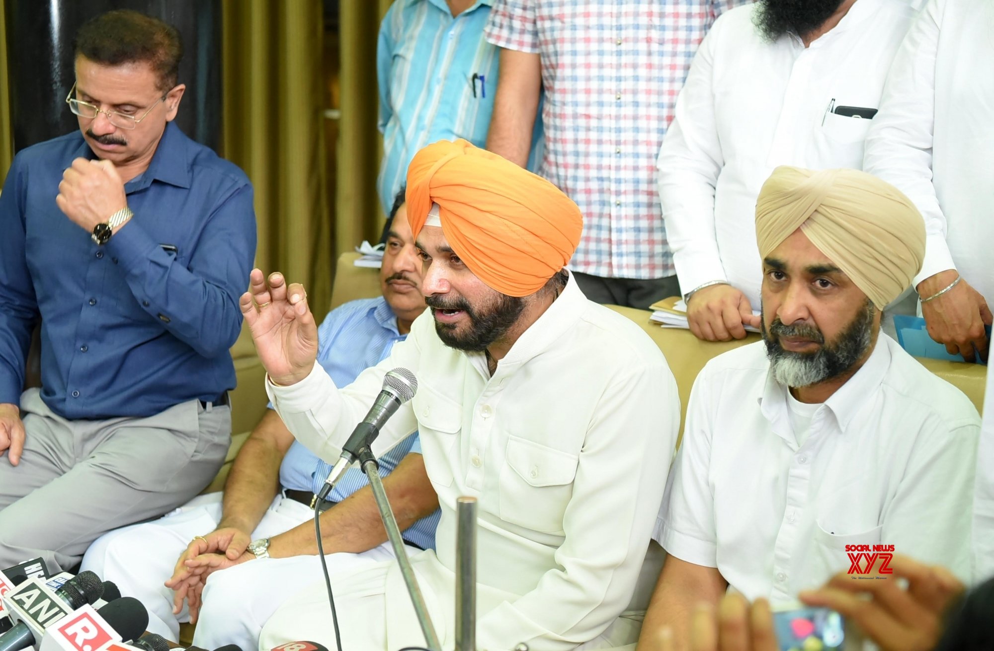 Punjab FM presents populist Budget; woos farmers, employees Punjab FM presents populist Budget; woos farmers, employees