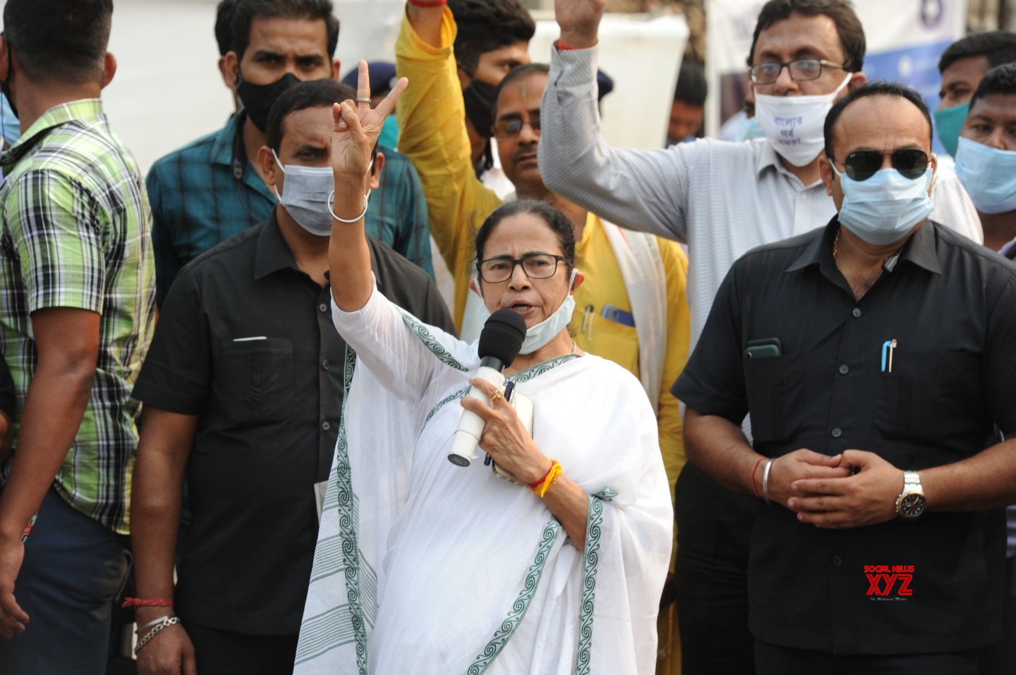Amid war of words, Mamata files nomination from Nandigram Amid war of words, Mamata files nomination from Nandigram