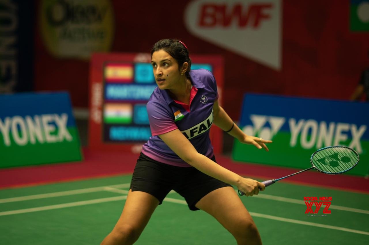 Saina: Plays to gallery (IANS Review; Rating: * * and 1/2) Saina: Plays to gallery (IANS Review; Rating: * * and 1/2)