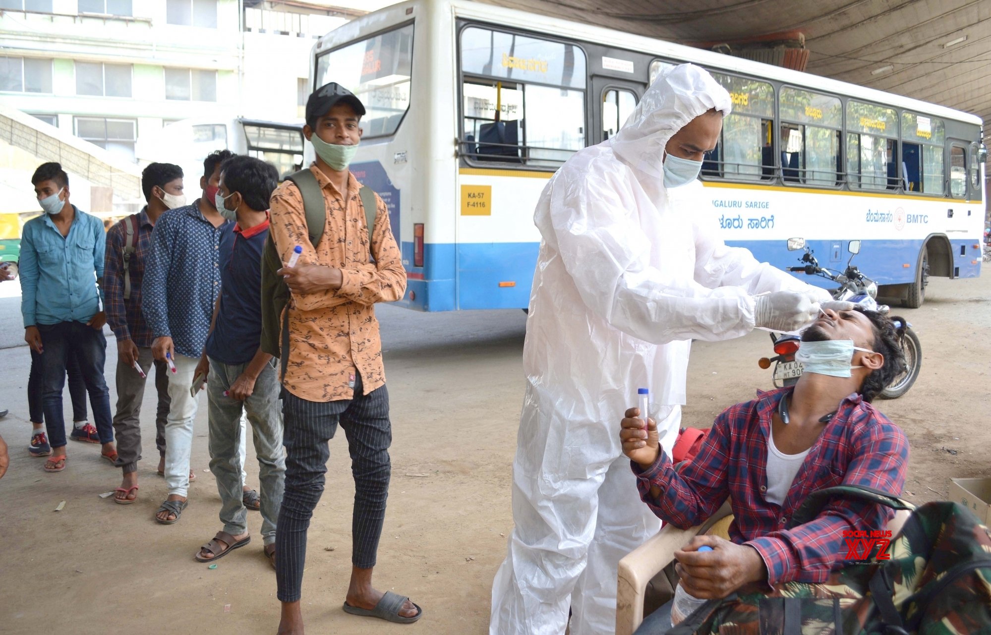 New Covid cases cross 10K mark in Karnataka New Covid cases cross 10K mark in Karnataka