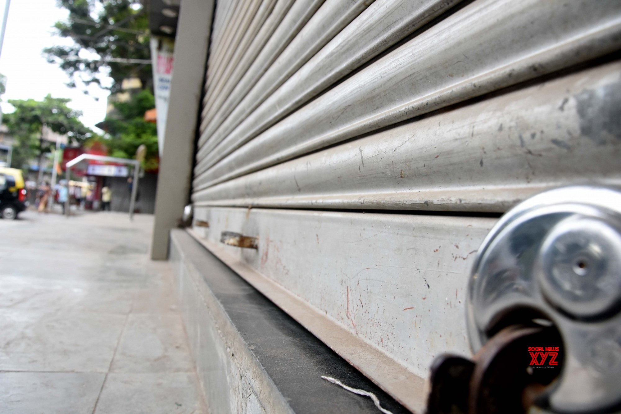SC stays Allahabad HC order on lockdown in 5 UP cities SC stays Allahabad HC order on lockdown in 5 UP cities