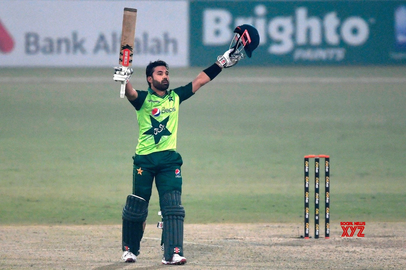 Rizwan, Qadir guide Pakistan to victory against Zimbabwe Rizwan, Qadir guide Pakistan to victory against Zimbabwe