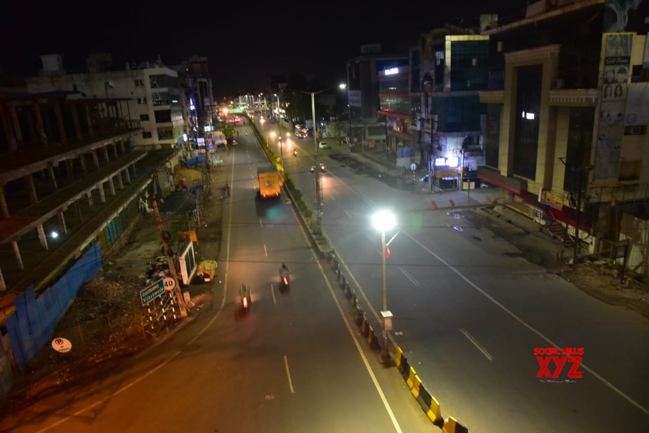 Telangana extends night curfew, restricts gatherings Telangana extends night curfew, restricts gatherings