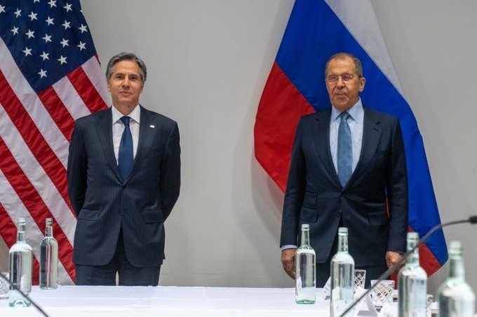 Lavrov, Blinken discuss Ukraine, security guarantees over phone Lavrov, Blinken discuss Ukraine, security guarantees over phone