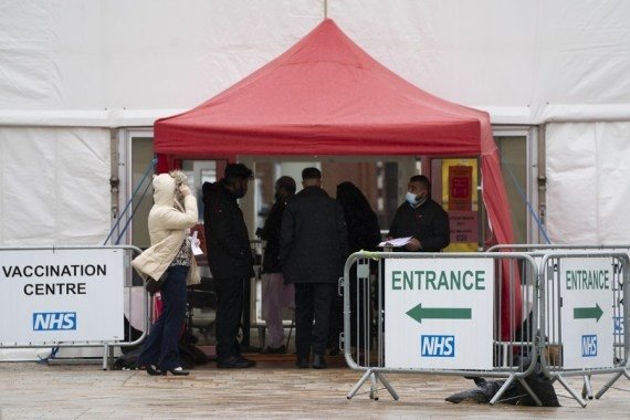 UK reports over 4K Covid cases for 1st time since April UK reports over 4K Covid cases for 1st time since April