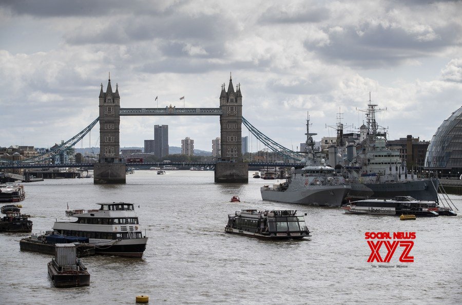 Britain's GDP growth stalls amid Covid surge Britain's GDP growth stalls amid Covid surge