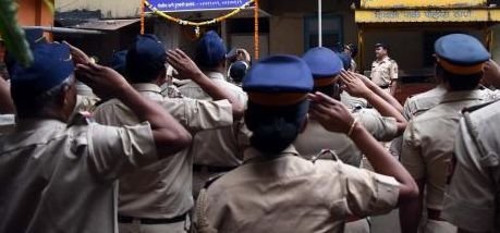 Police not saluting me, complains Mayor of Kerala's Thrissur Police not saluting me, complains Mayor of Kerala's Thrissur