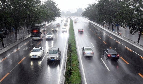 Torrential rain batter several Chinese provinces Torrential rain batter several Chinese provinces