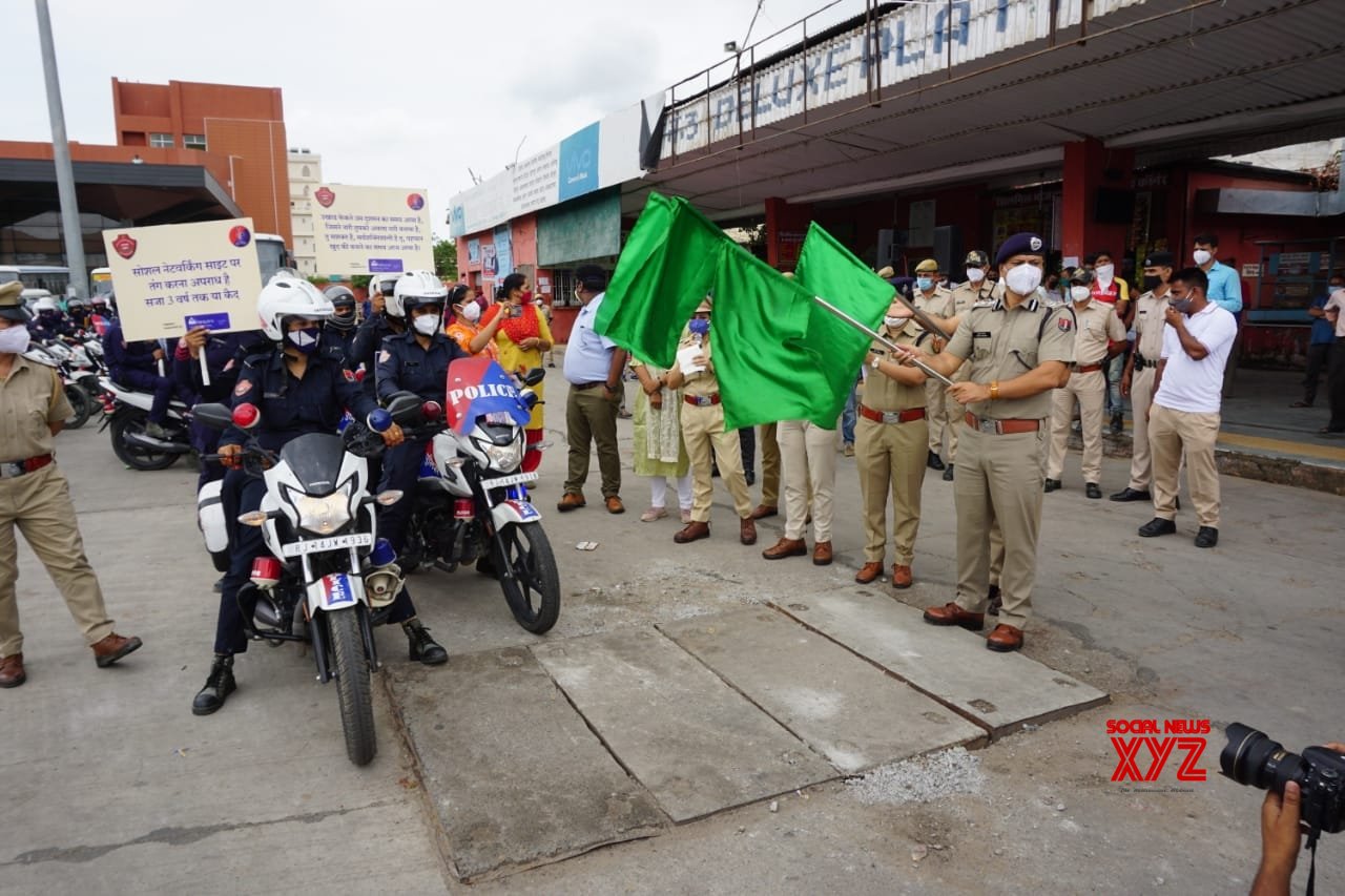 All-women Nirbhaya squad to catch eve-teasers in Jaipur All-women Nirbhaya squad to catch eve-teasers in Jaipur