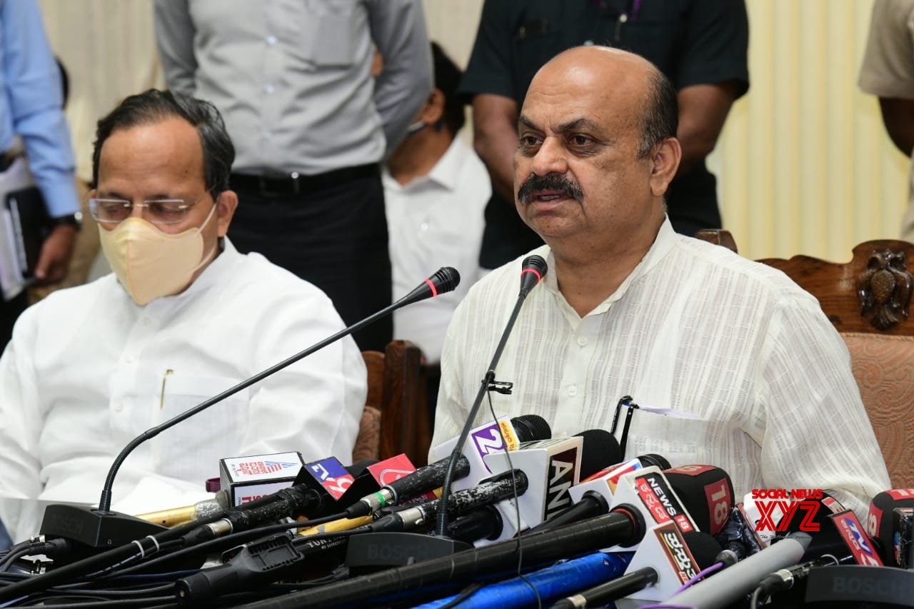 K'taka: 29 ministers sworn in Basavaraj Bommai Cabinet K'taka: 29 ministers sworn in Basavaraj Bommai Cabinet