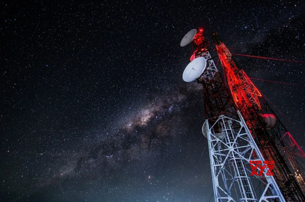 Starlink unveils new smaller user dish to connect to satellites Starlink unveils new smaller user dish to connect to satellites