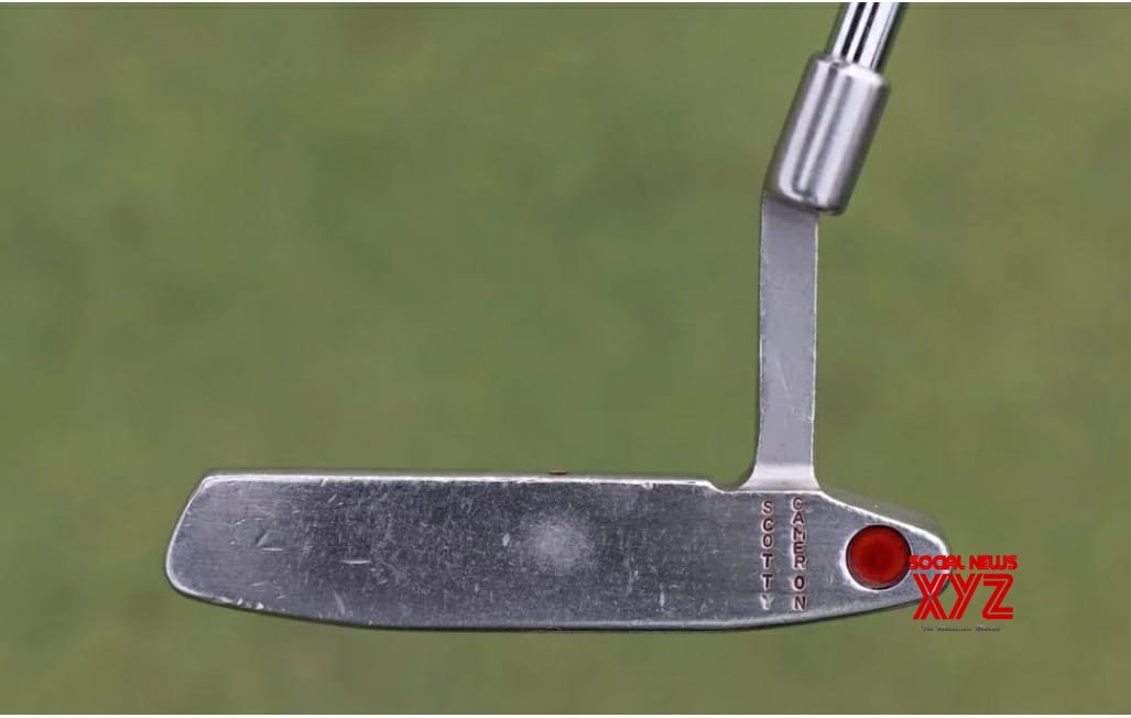 Woods's well-travelled 2002 season putter on auction Woods's well-travelled 2002 season putter on auction