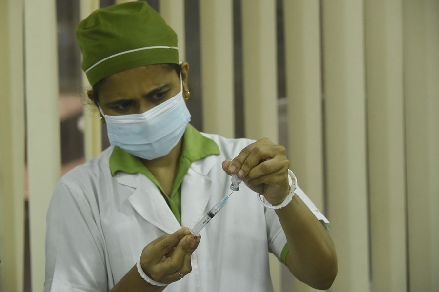 Bangladesh begins Covid booster drive Bangladesh begins Covid booster drive