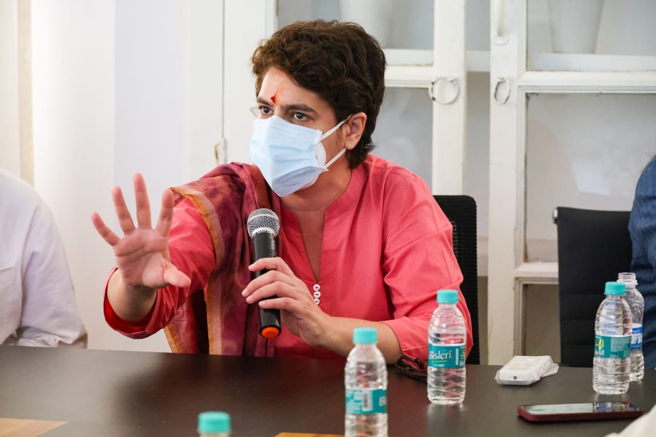Priyanka urges aggressive campaigning in UP Priyanka urges aggressive campaigning in UP