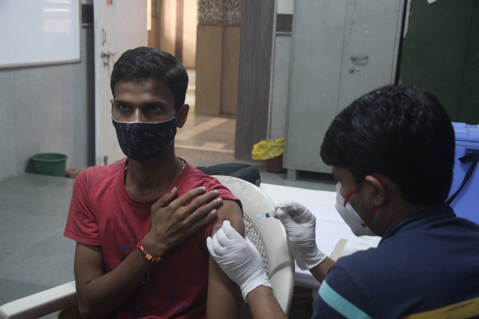 Telangana to vaccinate 3 lakh people daily Telangana to vaccinate 3 lakh people daily