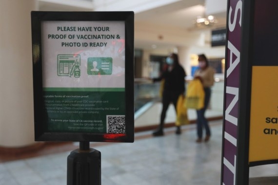 US FDA panel backs booster shot for elderly, high risk groups US FDA panel backs booster shot for elderly, high risk groups