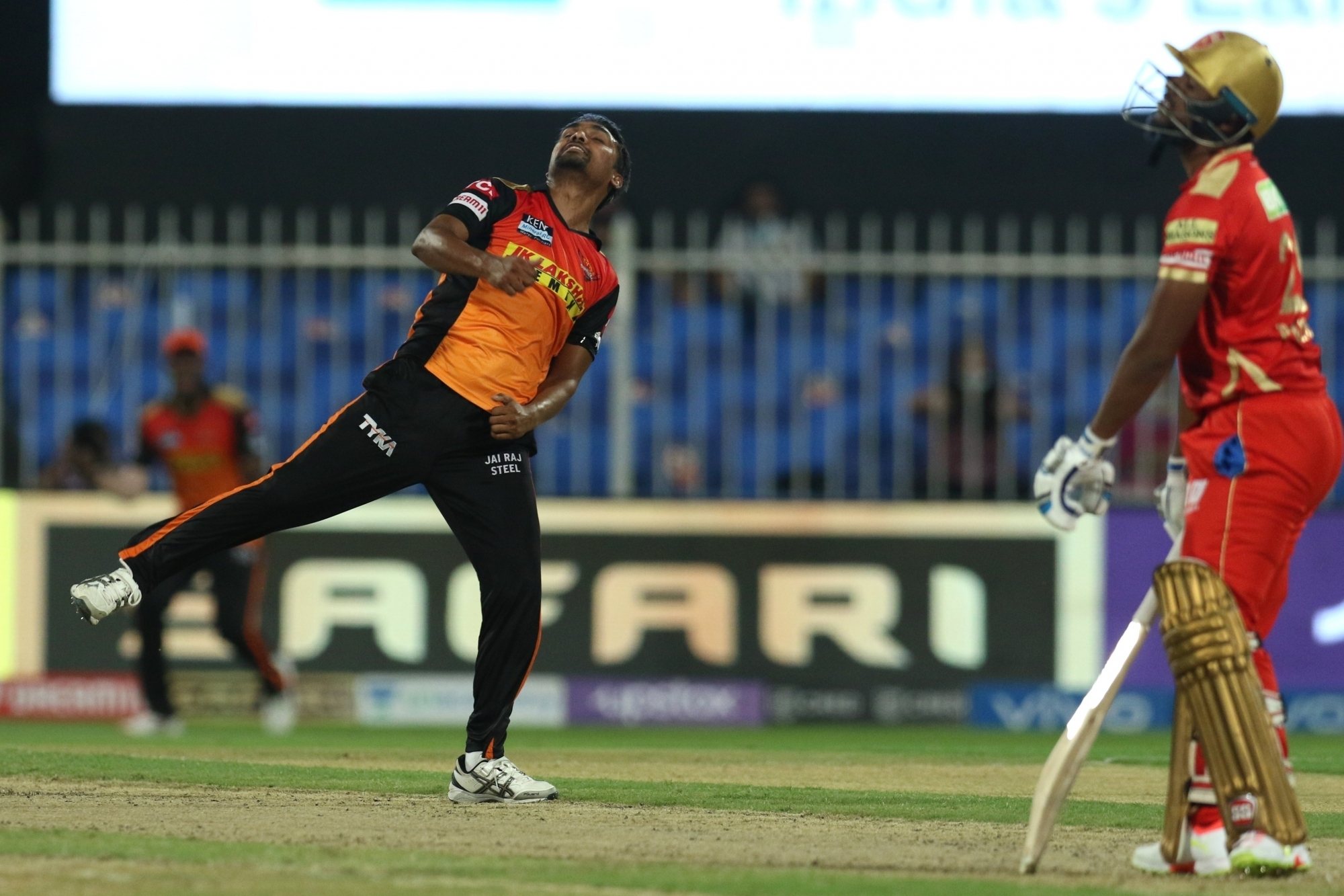 IPL 2021: Hyderabad's bowlers restrict Punjab to 125/7 IPL 2021: Hyderabad's bowlers restrict Punjab to 125/7