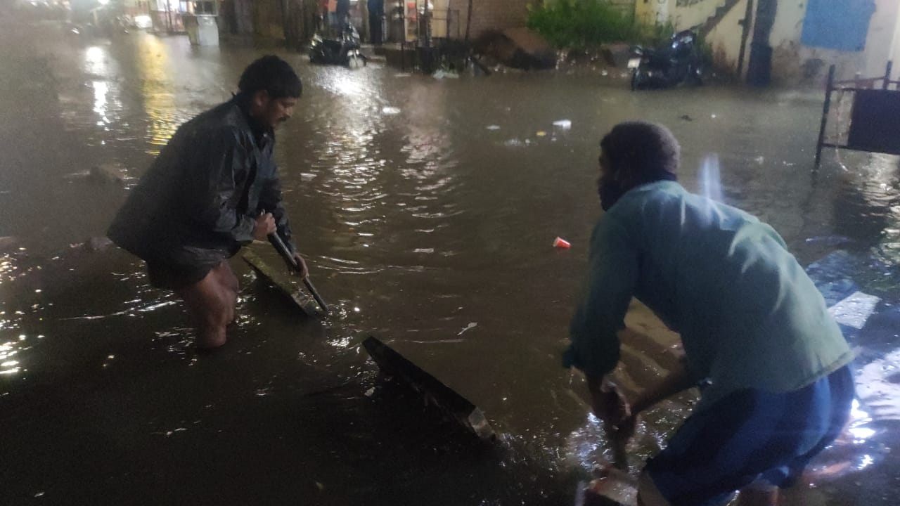 Hyd Techie swept away in trench, remains untraced Hyd Techie swept away in trench, remains untraced